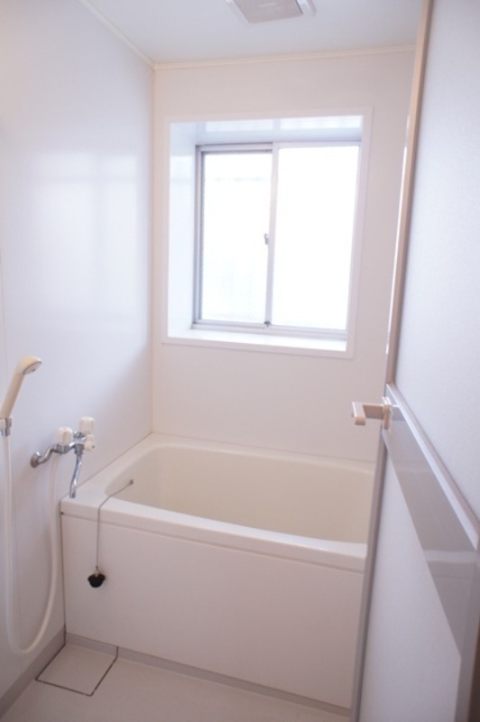 バス・シャワールーム　図面と現状に相違がある場合には現状を優先