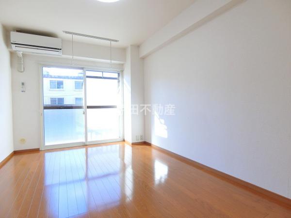 居室・リビング　写真は他のお部屋のイメージです