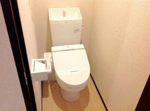 トイレ　ウォシュレット付