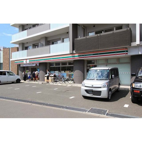 コンビニ　セブンイレブン仙台泉中央４丁目店（コンビニ）まで400m