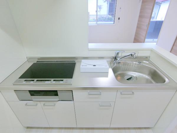 キッチン　★ＩＨクッキングヒーター付のシステムキッチン★