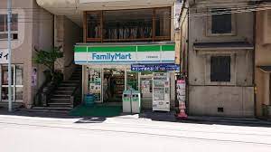 コンビニ　ファミリーマート 人形町駅前店（コンビニ）まで409m