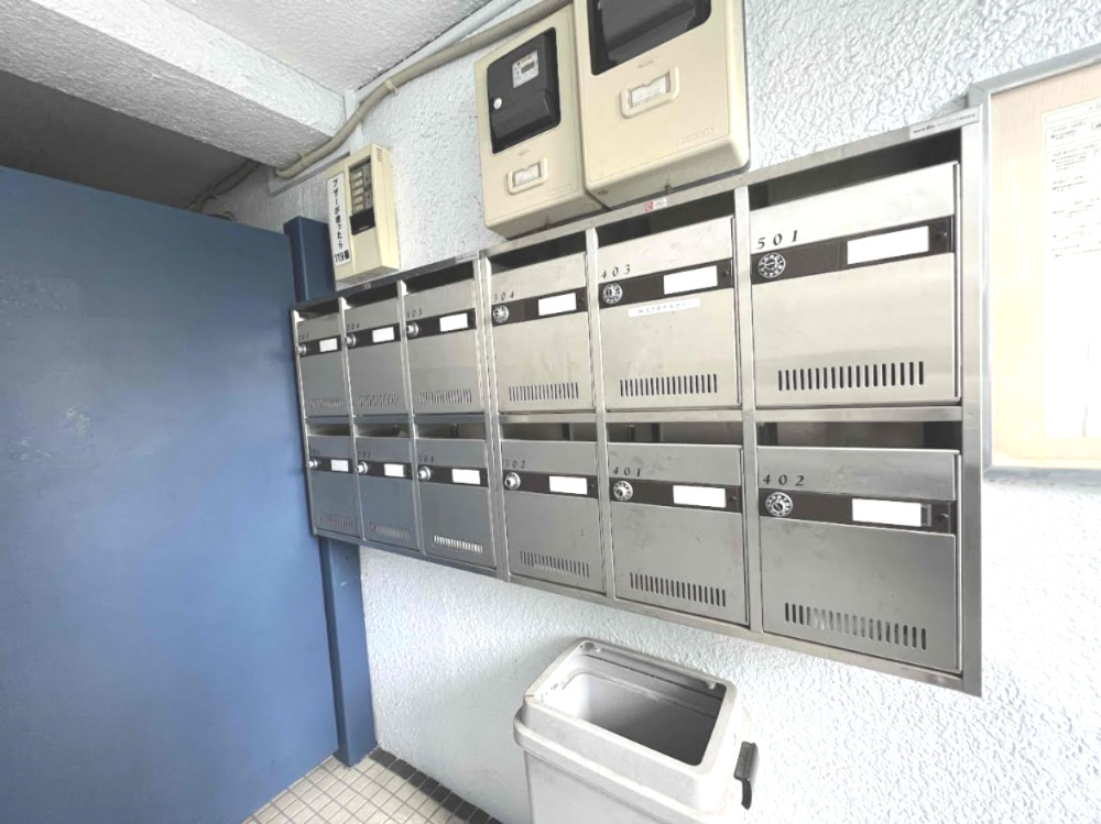 ロビー　落ち着いたロビーです