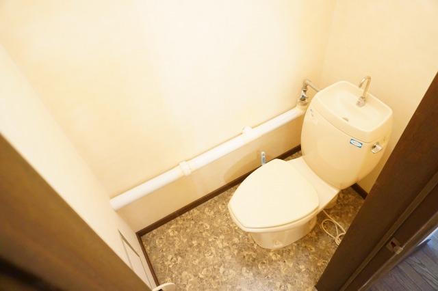 トイレ　トイレ