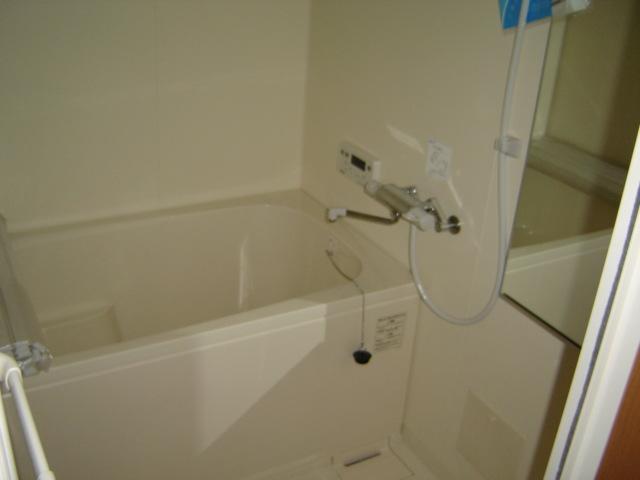 バス・シャワールーム　バスルーム