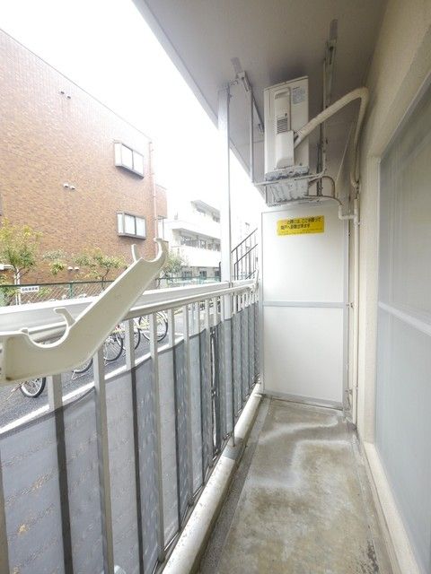 バルコニー　★風通しの良さそうなバルコニーですね★