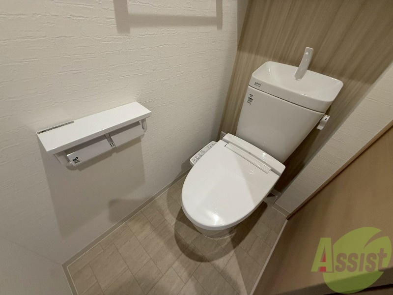 トイレ　トイレはウォシュレット付きです。シャワートイレは嬉しいですね