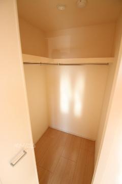 収納　クローゼット