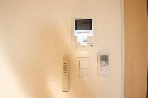 その他設備　カメラ付インターホン