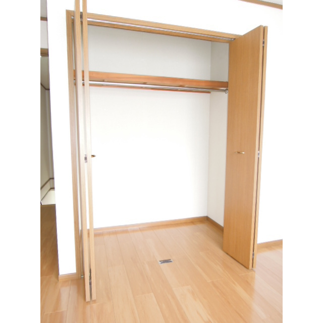 収納　クローゼット