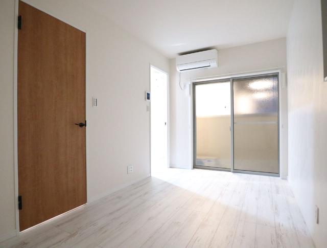 居室・リビング　洋室