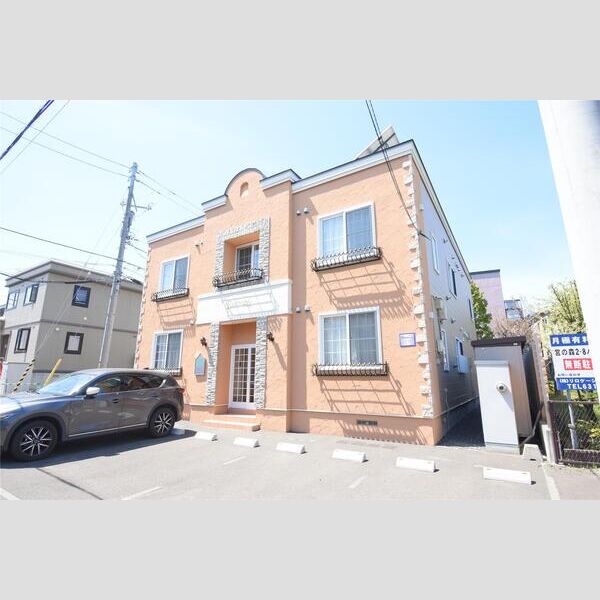 建物外観　★閑静な住宅街の広々1LDK！★エアコン・ネット無料付！★