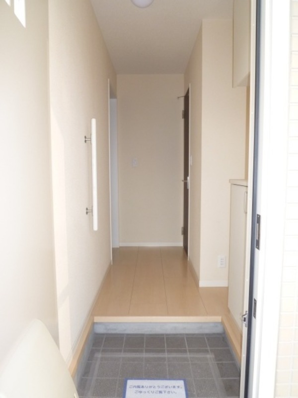 玄関　図面と現状に相違がある場合には現状を優先