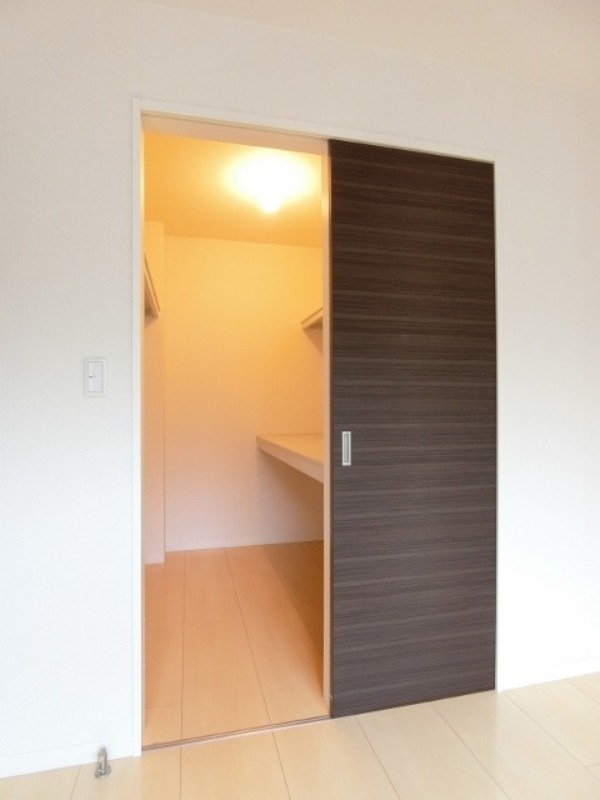 収納　図面と現状に相違がある場合には現状を優先