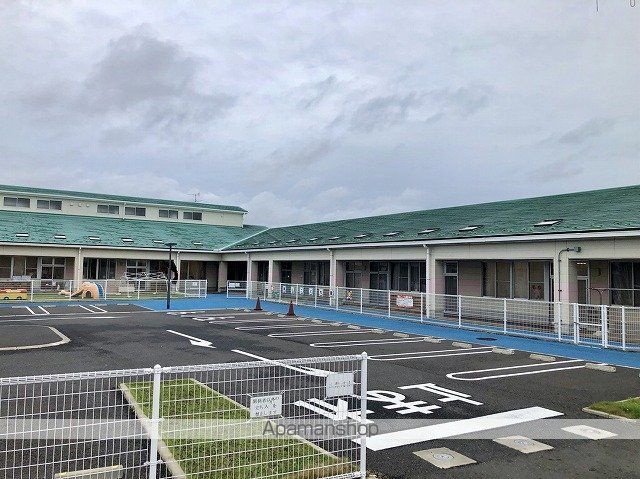 幼稚園・保育園　富里市立葉山こども園（幼稚園・保育園）まで633m