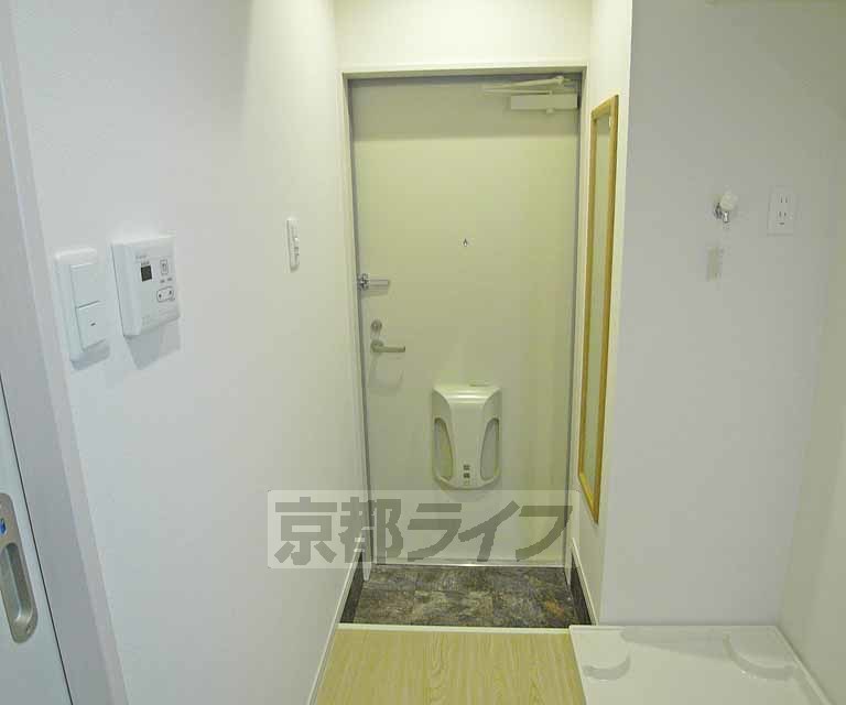 玄関　玄関広々です。