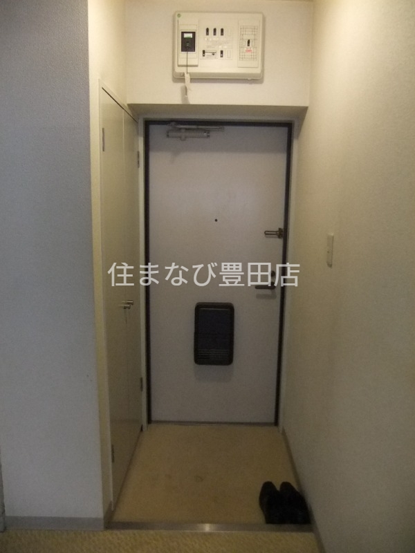 玄関　同型タイプ