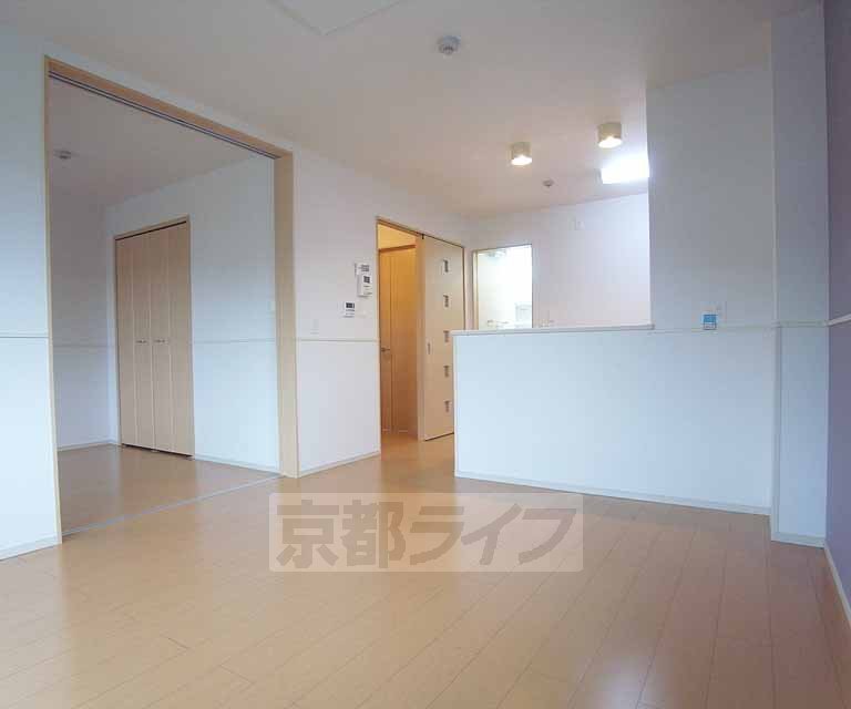 居室・リビング　広々としたリビングです。