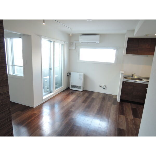 居室・リビング　【Flap N32】を見たとお伝えください♪