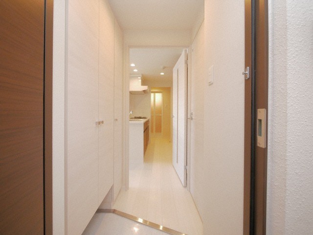 玄関　広々とした玄関です！