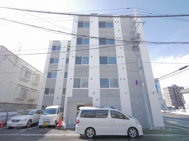 建物外観　☆地下鉄東西線【東札幌駅】まで徒歩6分！