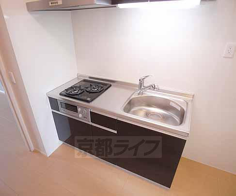 キッチン　２口ガスコンロ付きです。