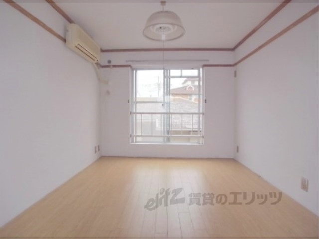 居室・リビング　洋室