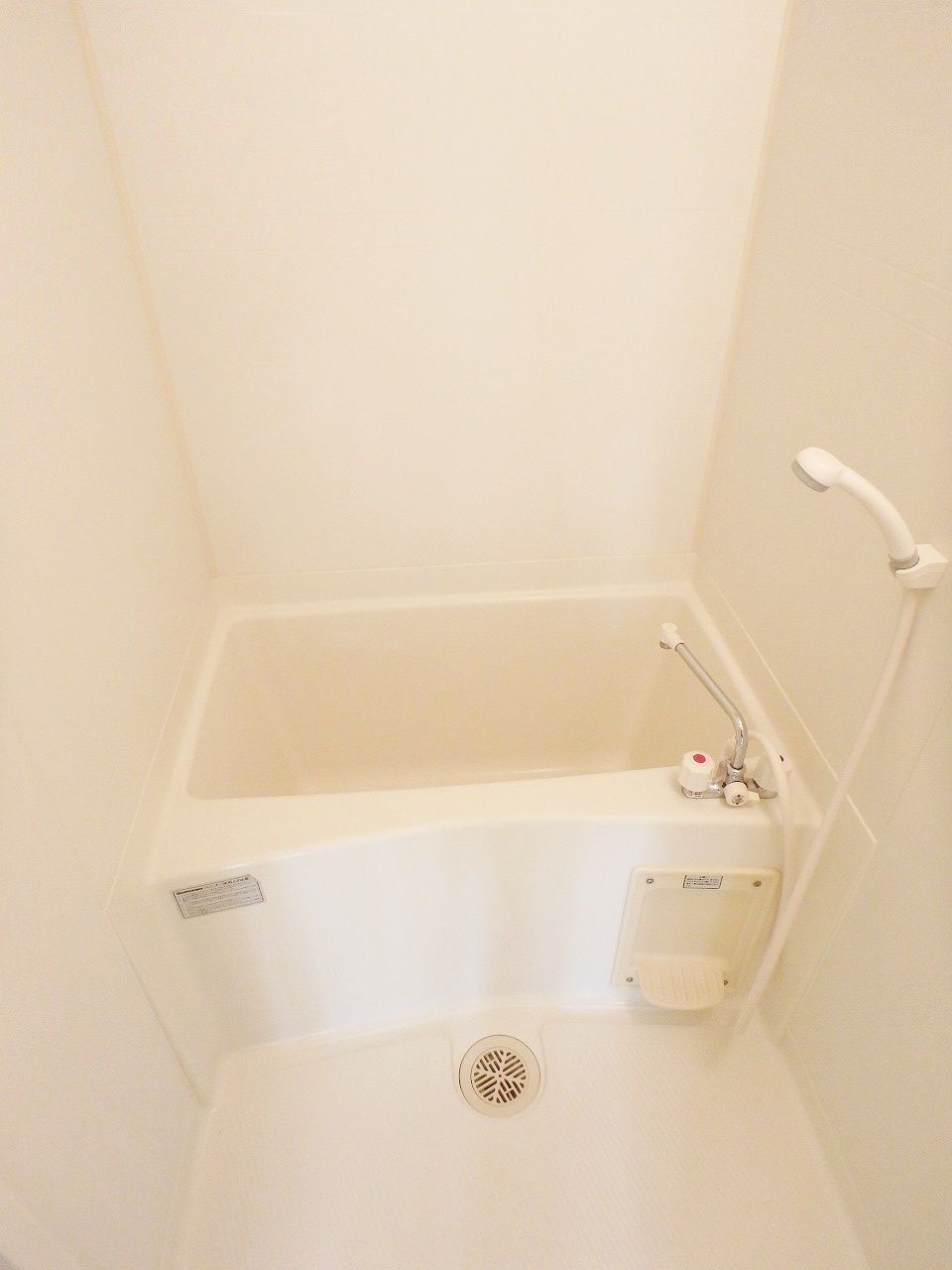 バス・シャワールーム　きれいなお風呂です♪