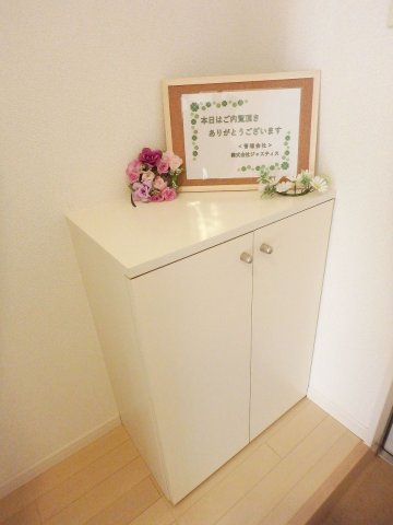玄関　シューズボックス付きの玄関です★