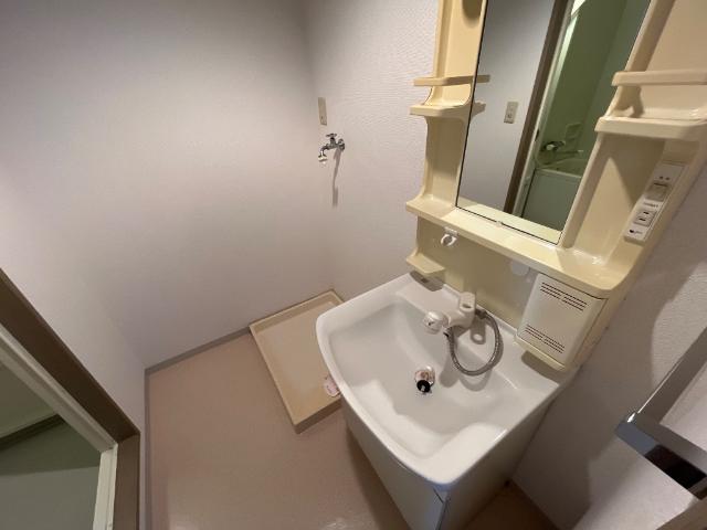 洗面設備　洗髪洗面化粧台