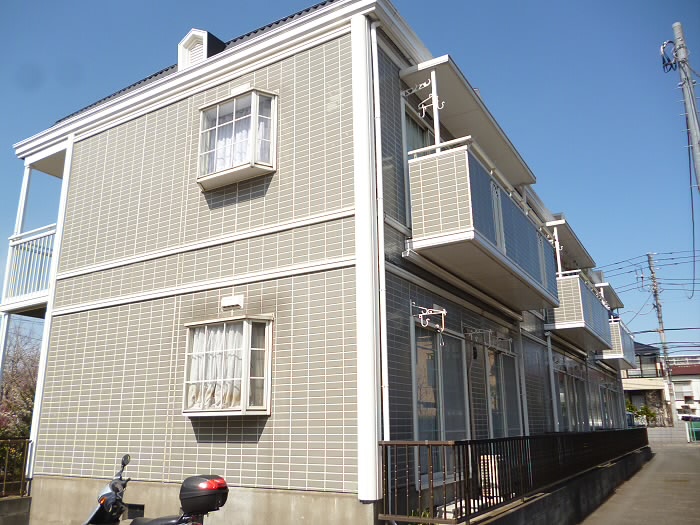 建物外観　今回は東南角部屋で日当りの一番良いお部屋です♪