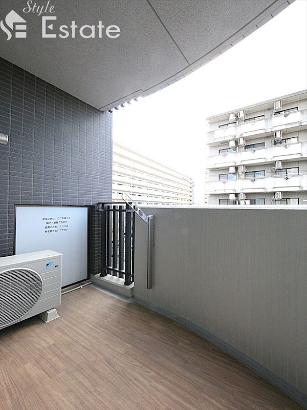 バルコニー　バルコニー