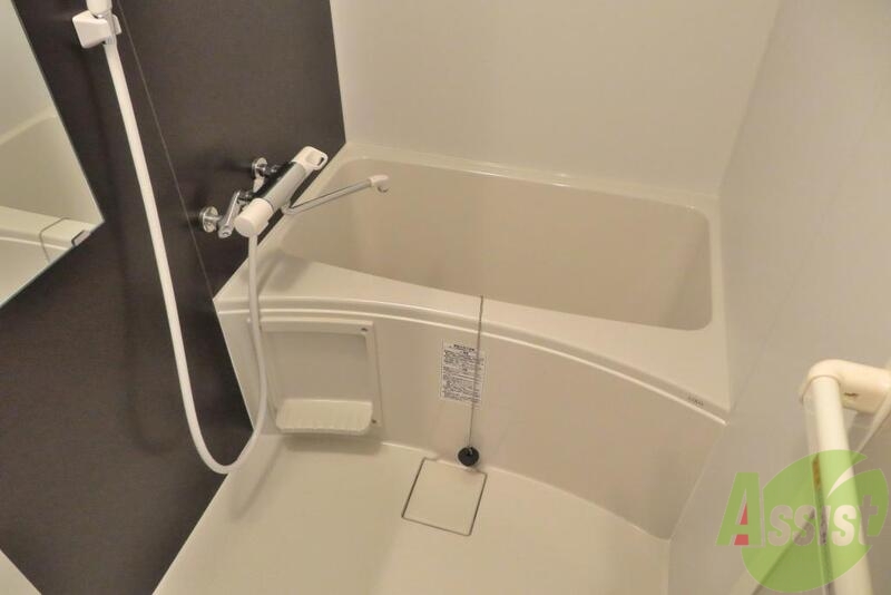 バス・シャワールーム　お風呂がきれい。これは女性には特に嬉しいポイントでは。