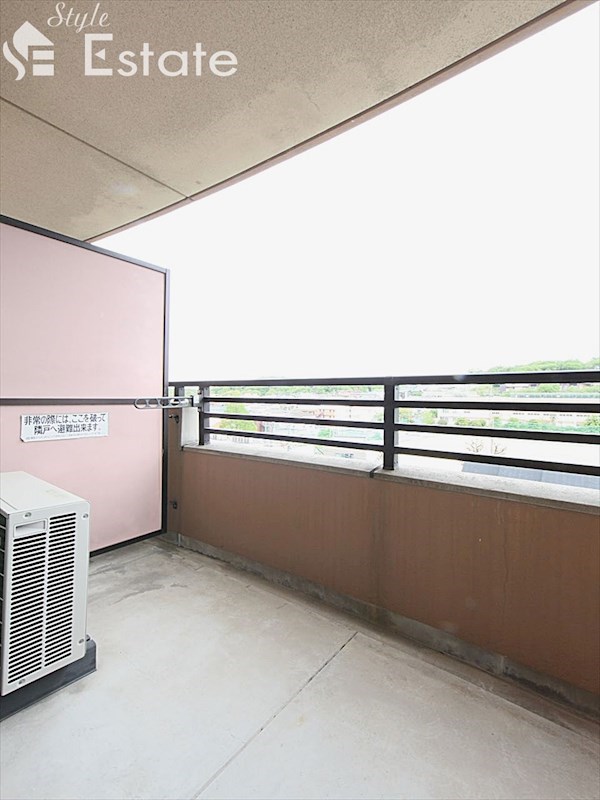 バルコニー　バルコニー