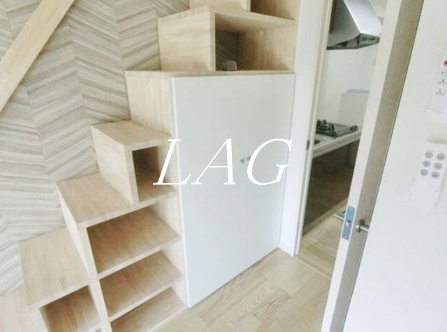 収納　階段下収納です。