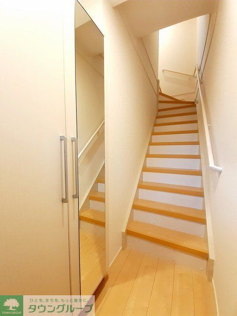 玄関　★同施工タイプイメージ(反転)★