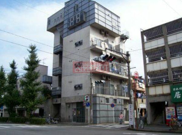 エントランス　外観