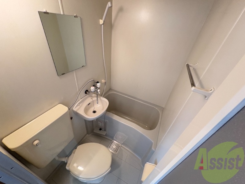 バス・シャワールーム