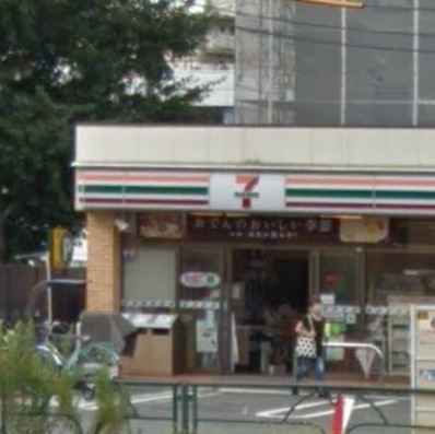 コンビニ　セブンイレブン 新宿下落合駅北店（コンビニ）まで419m