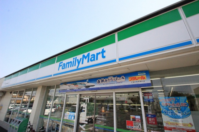 コンビニ　ファミリーマート富士見勝瀬店（コンビニ）まで140m