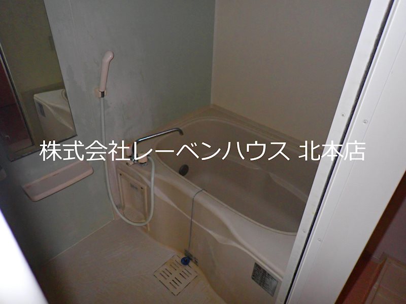 バス・シャワールーム　同物件角部屋参考写真