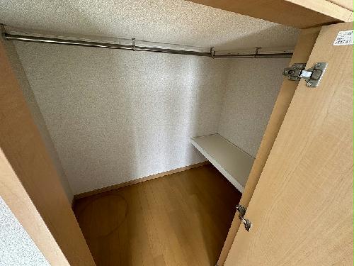 収納　ベッド下収納