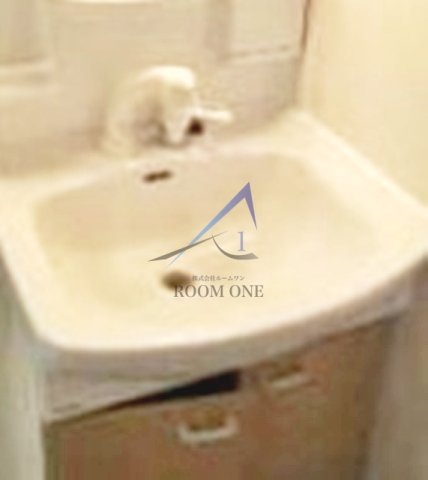 洗面設備　独立洗面台です。