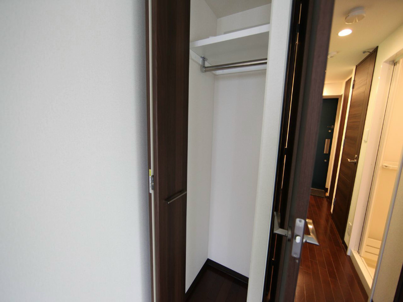 収納　クローゼット付