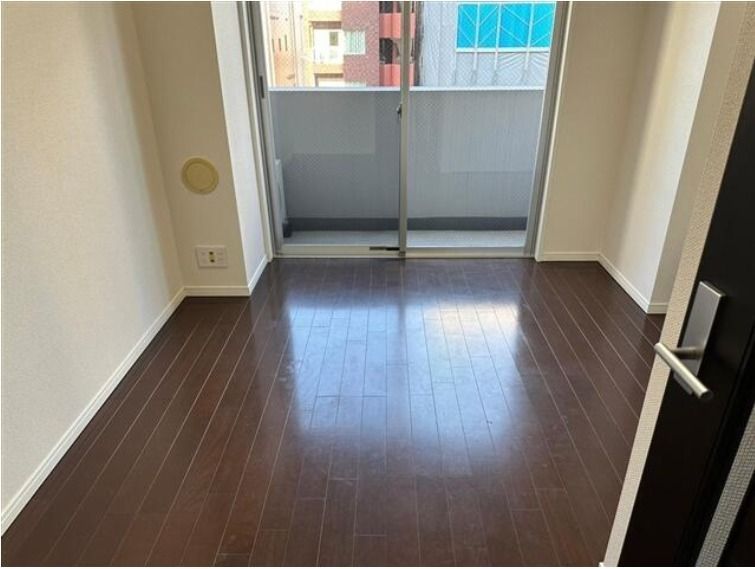 居室・リビング　☆明るいリビング☆