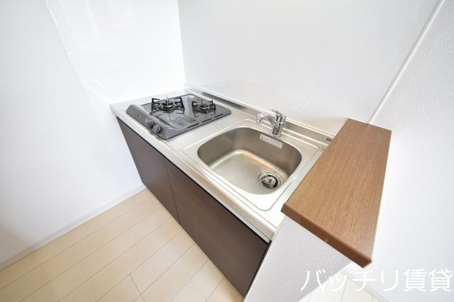 キッチン　画像は同シリーズの為、現状優先。