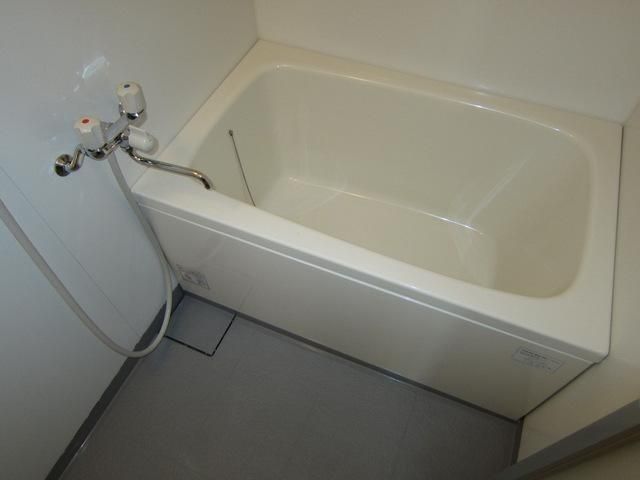 バス・シャワールーム　タウンハウジング府中店まで