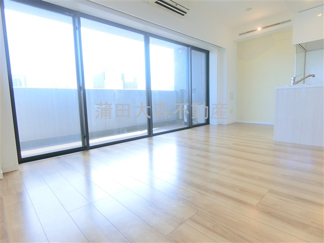 居室・リビング　LDK12.4帖　カウンターキッチンのリビングダイニングキッ