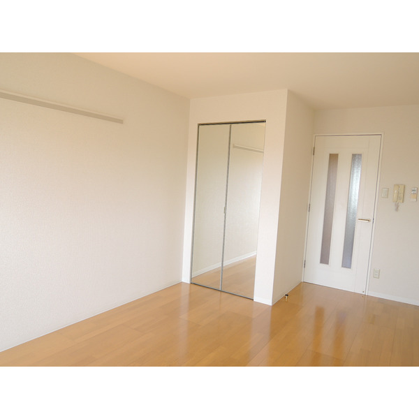 居室・リビング　☆明るい居室☆