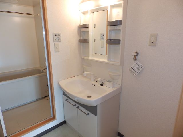 洗面設備　朝の支度は、こちらでどうぞ！